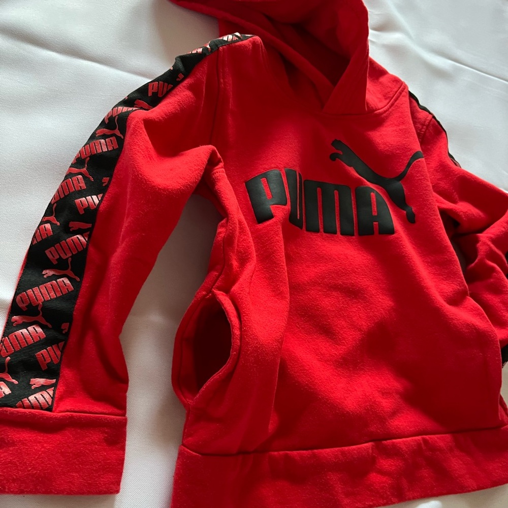 Boys Puma hoodie - Picture 3 of 6